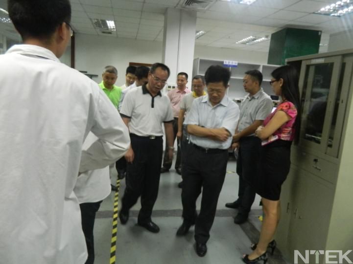 深圳市寶安區科技創新局來我司調研考察